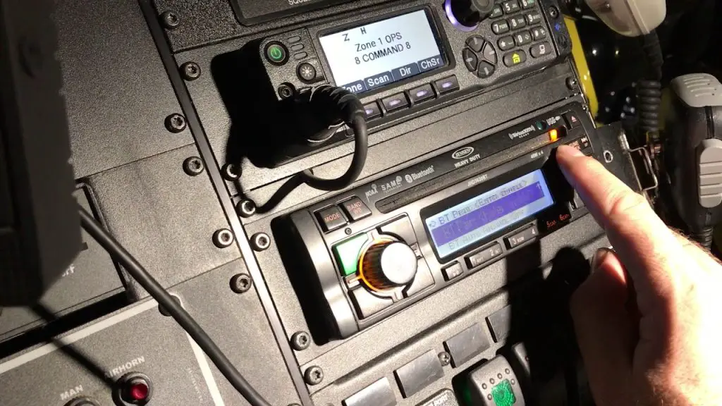 How to Pair Bluetooth Jensen Heavy Duty Jhd36A